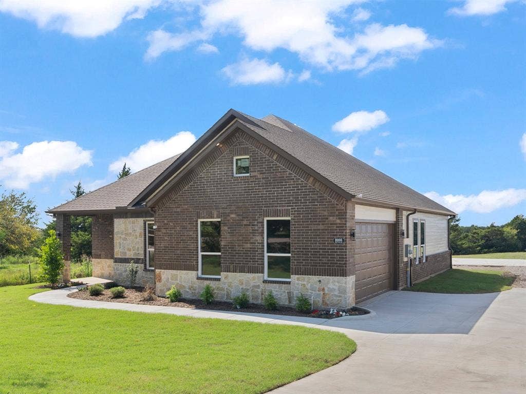 2231 Webb Smith Road, Sherman, TX 75090
