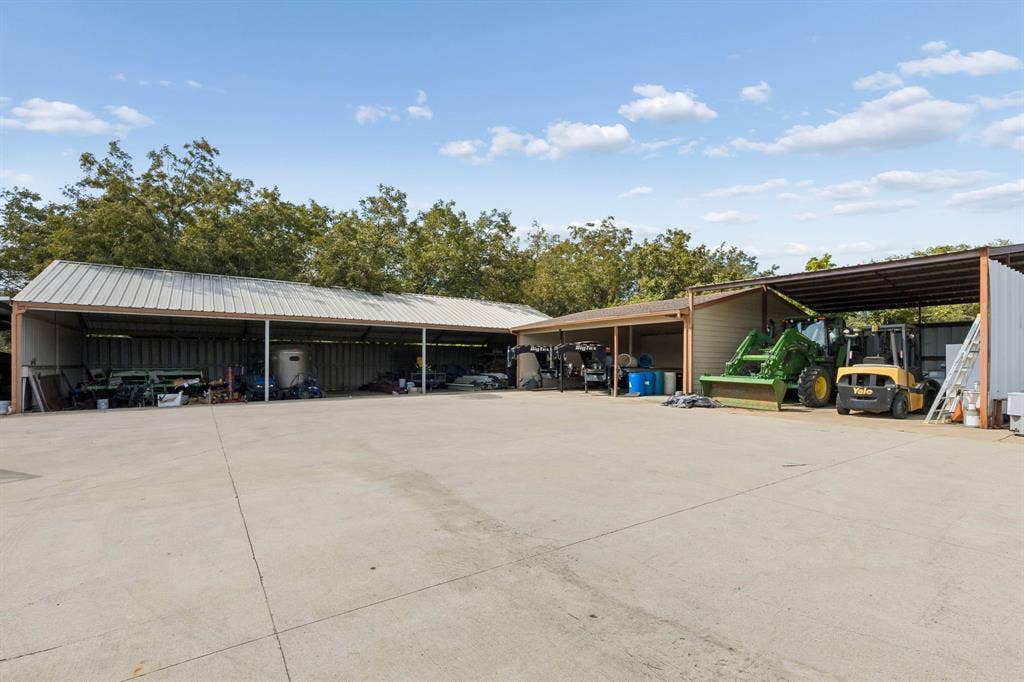 2020 S Bridgefarmer Road, Lowry Crossing, TX 75069 2020 S Bridgefarmer Road, Lowry Crossing, TX 75069