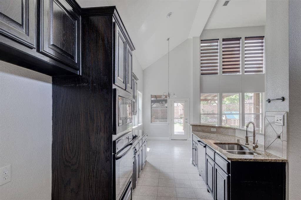 5159 Welara Drive, Grand Prairie, TX 75052 5159 Welara Drive, Grand Prairie, TX 75052