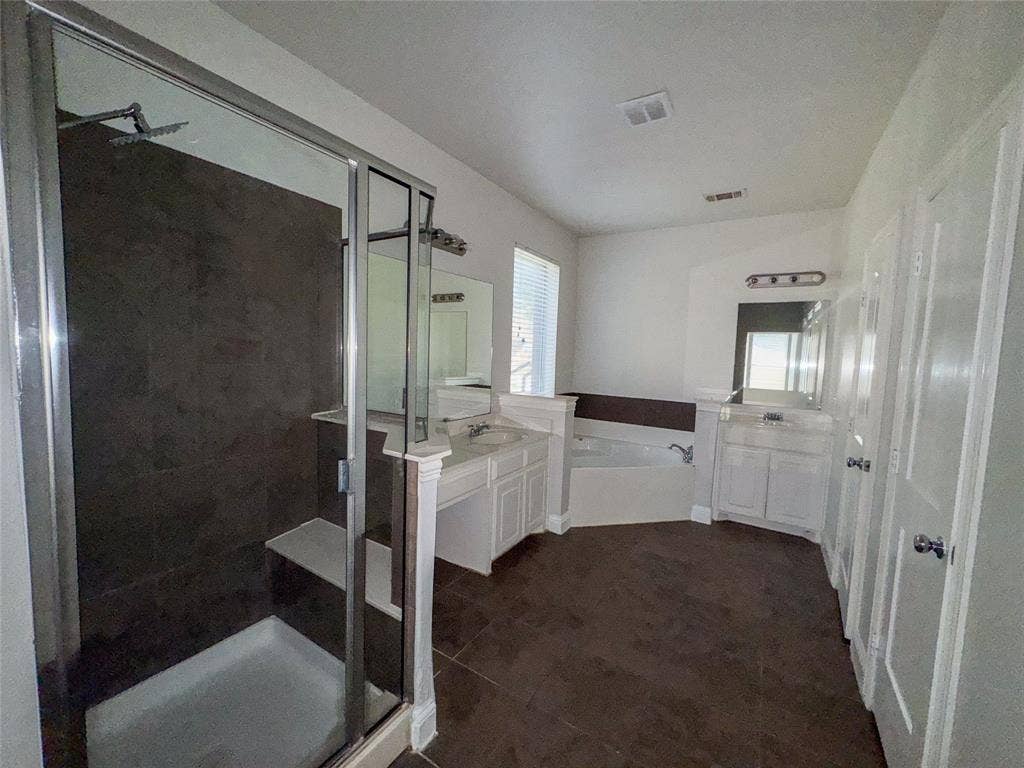 5159 Welara Drive, Grand Prairie, TX 75052 5159 Welara Drive, Grand Prairie, TX 75052