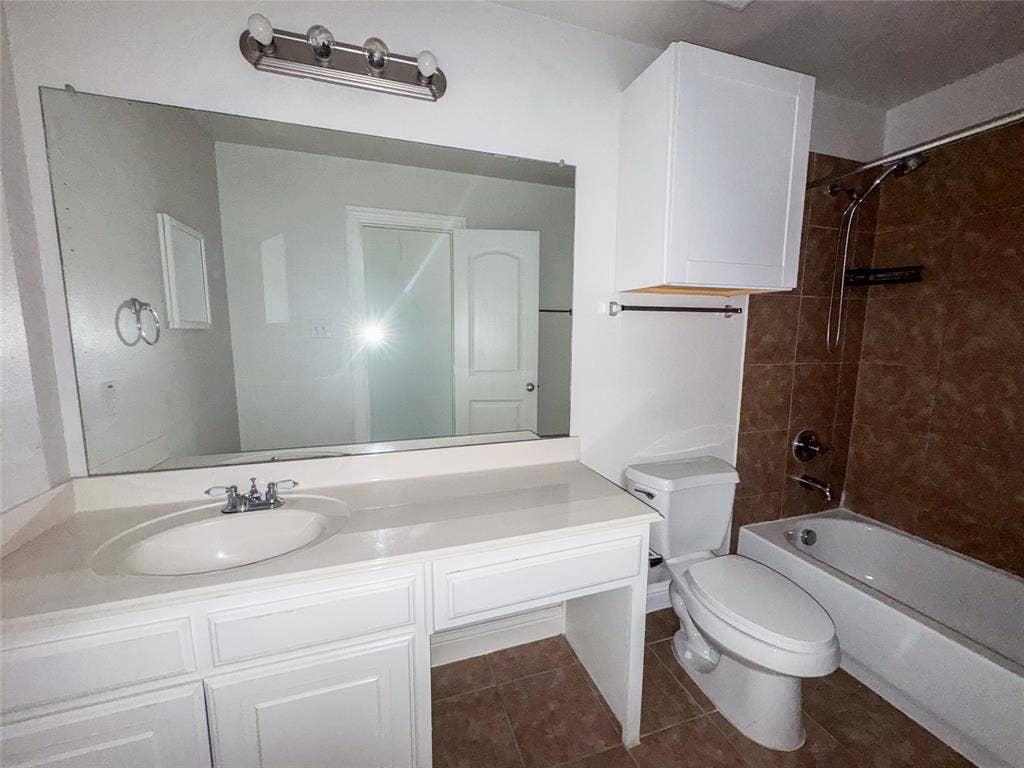5159 Welara Drive, Grand Prairie, TX 75052 5159 Welara Drive, Grand Prairie, TX 75052