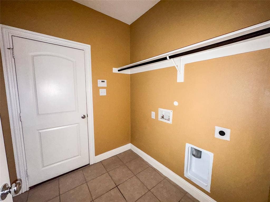 5159 Welara Drive, Grand Prairie, TX 75052 5159 Welara Drive, Grand Prairie, TX 75052