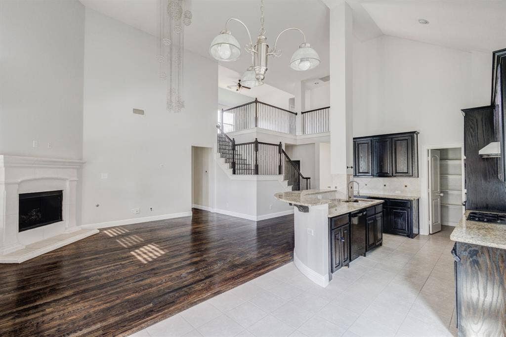 5159 Welara Drive, Grand Prairie, TX 75052 5159 Welara Drive, Grand Prairie, TX 75052