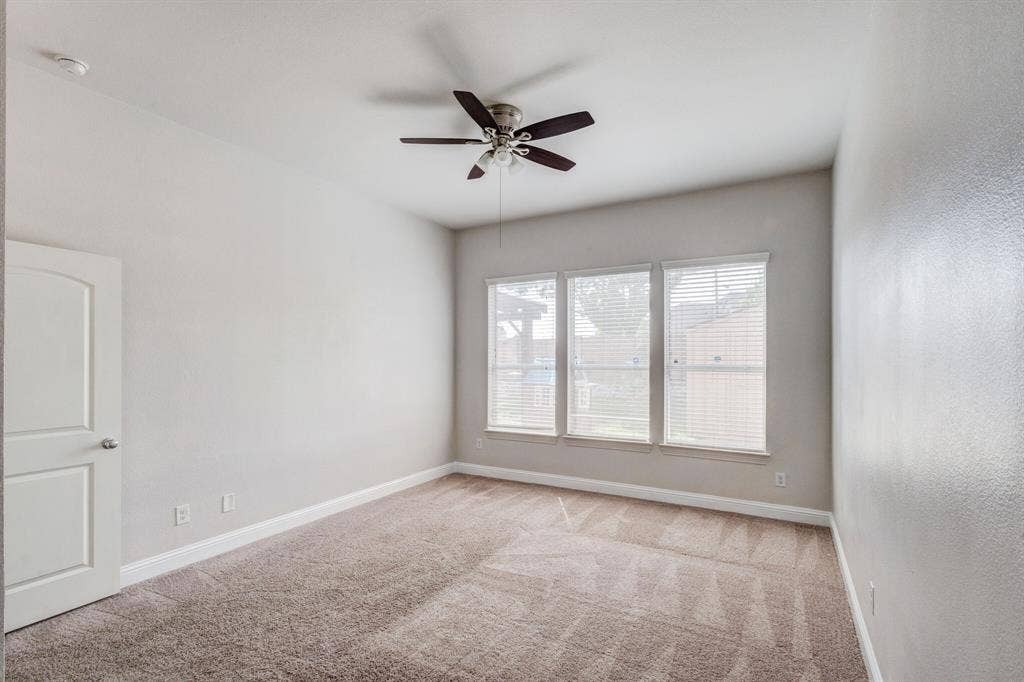 5159 Welara Drive, Grand Prairie, TX 75052 5159 Welara Drive, Grand Prairie, TX 75052