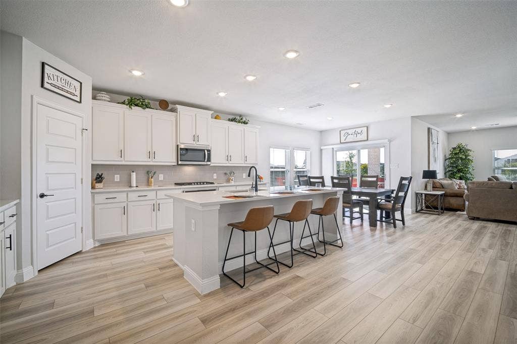 722 Lauren Grove Lane, Forney, TX 75126