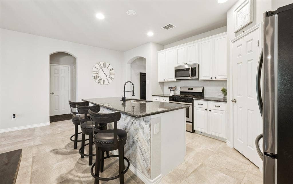 9012 Conroe Drive, Denton, TX 76226 9012 Conroe Drive, Denton, TX 76226