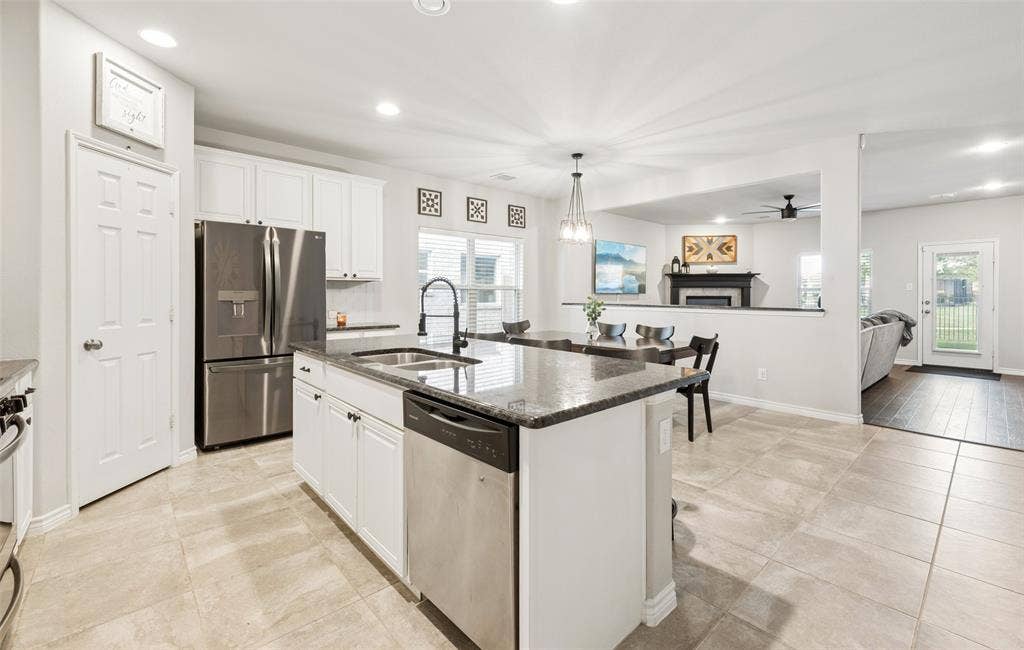 9012 Conroe Drive, Denton, TX 76226 9012 Conroe Drive, Denton, TX 76226