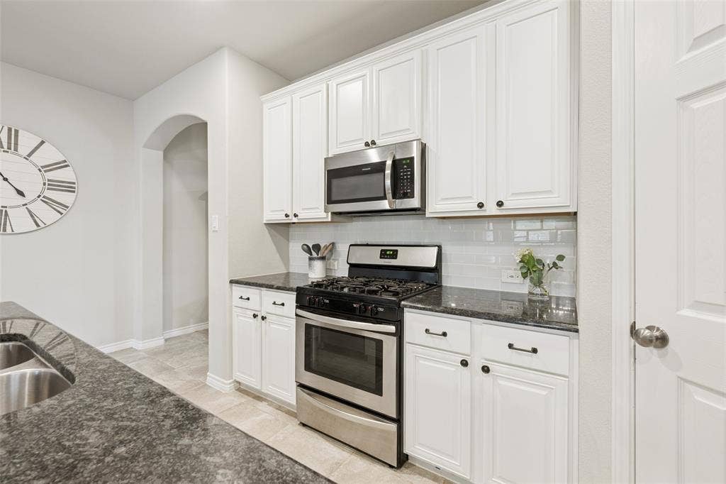 9012 Conroe Drive, Denton, TX 76226 9012 Conroe Drive, Denton, TX 76226