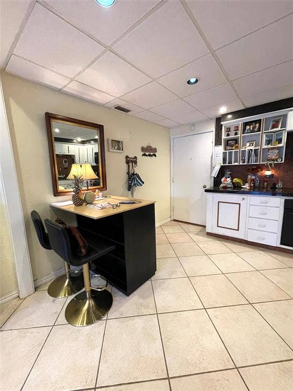 4924 Cobbs Drive, #1H, Waco, TX 76710 Kitchen & entry