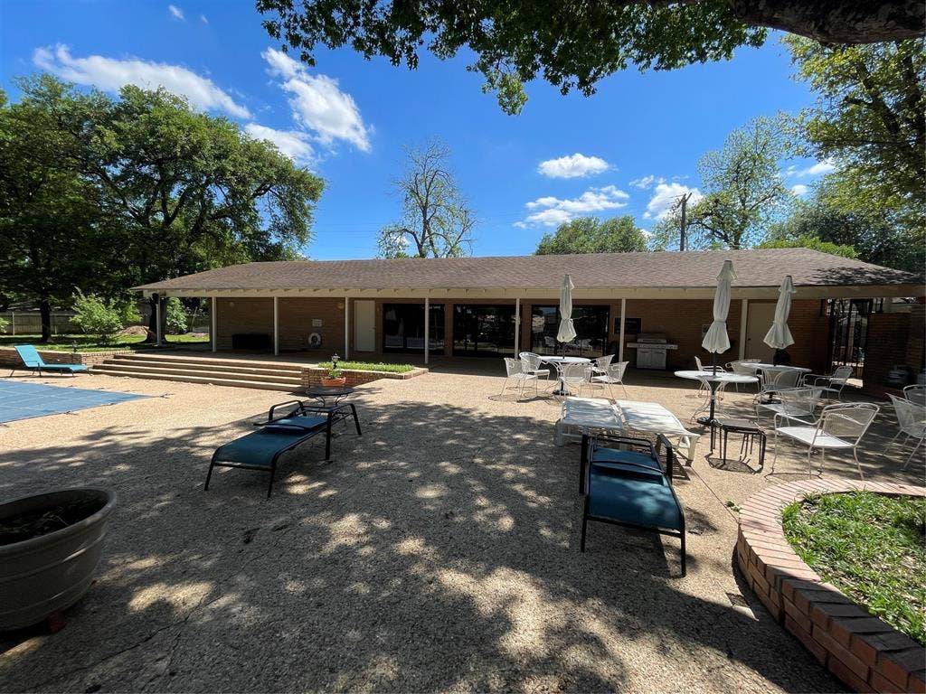 4924 Cobbs Drive, #1H, Waco, TX 76710 Pool House