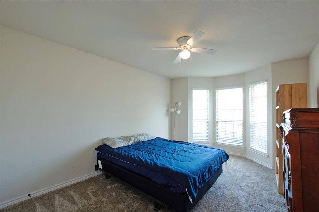 1309 N Houston Street, Royse City, TX 75189 1309 N Houston Street, Royse City, TX 75189