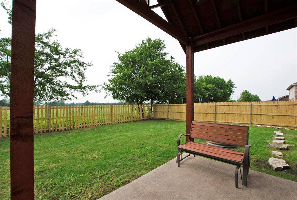 1309 N Houston Street, Royse City, TX 75189 1309 N Houston Street, Royse City, TX 75189