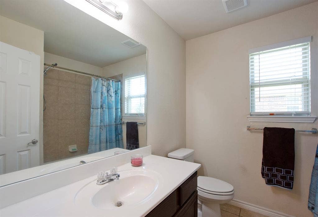 1309 N Houston Street, Royse City, TX 75189 1309 N Houston Street, Royse City, TX 75189