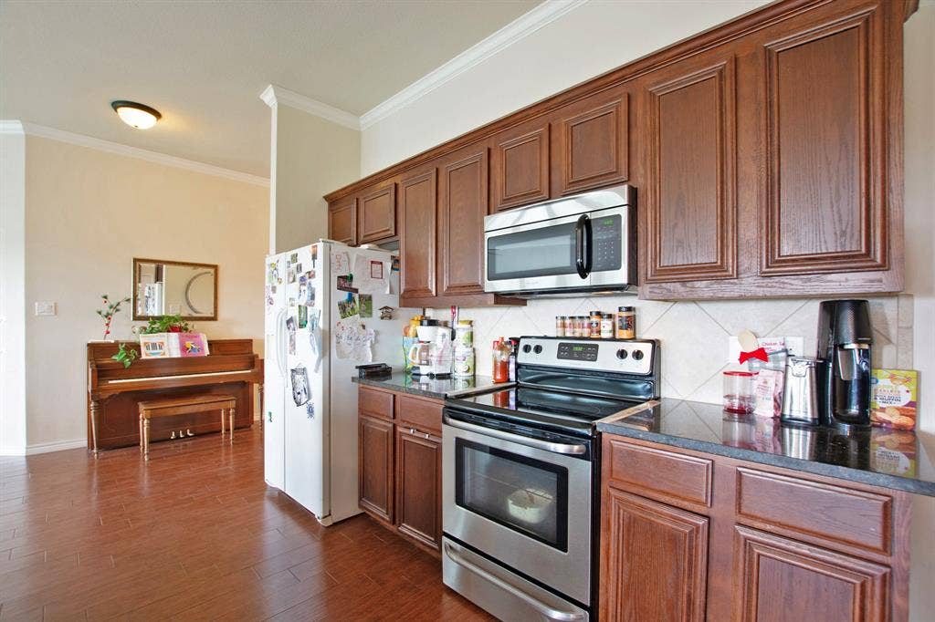 1309 N Houston Street, Royse City, TX 75189 1309 N Houston Street, Royse City, TX 75189