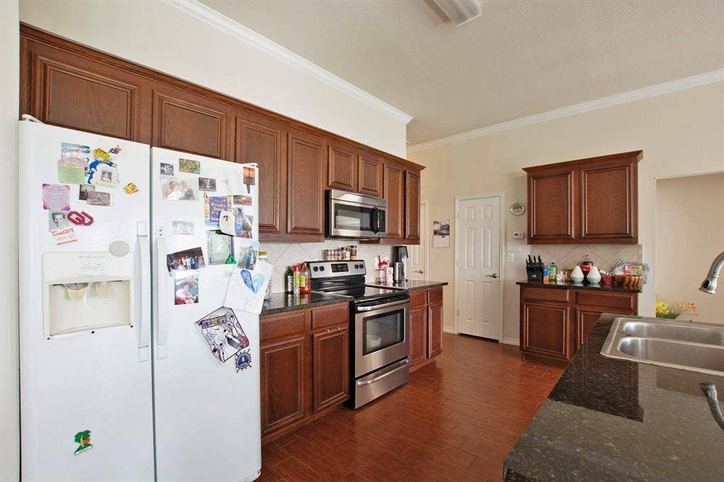 1309 N Houston Street, Royse City, TX 75189 1309 N Houston Street, Royse City, TX 75189