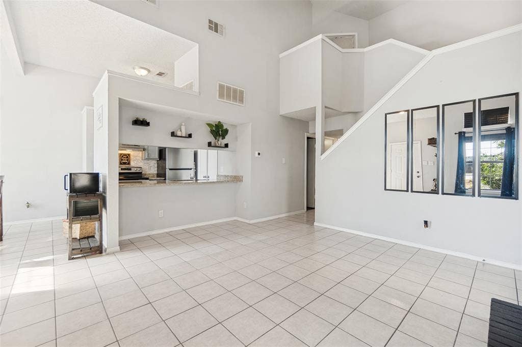 4935 Lomax Drive, Dallas, TX 75227