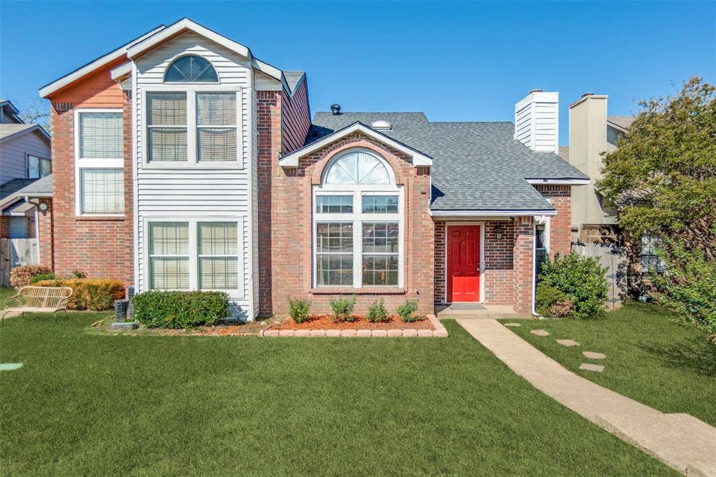 4935 Lomax Drive, Dallas, TX 75227