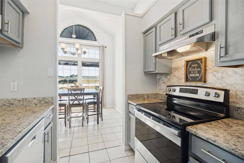 4935 Lomax Drive, Dallas, TX 75227