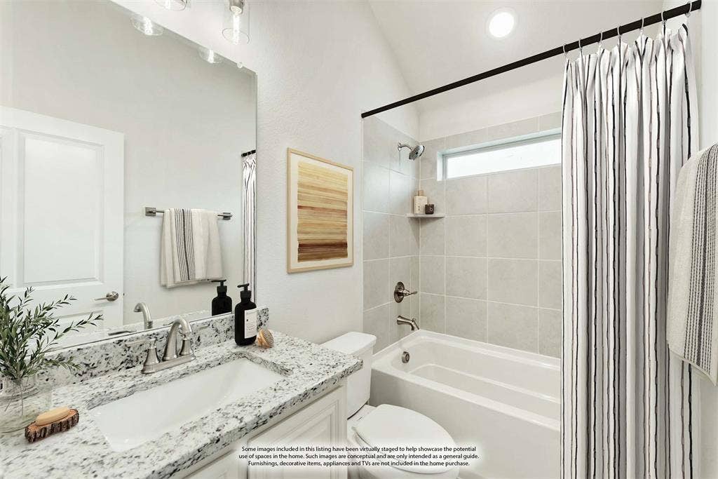1738 Saunders Drive, Cedar Hill, TX 75104 1738 Saunders Drive, Cedar Hill, TX 75104
