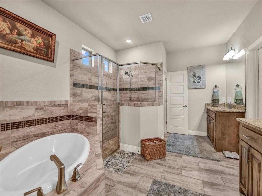 2125 Vanderbilt Drive, Weatherford, TX 76088