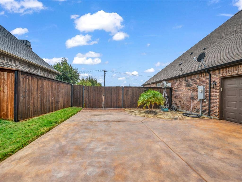 Driveway with double gate