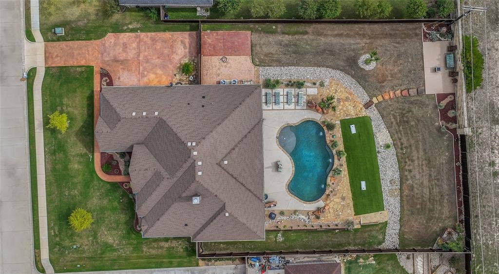 2125 Vanderbilt Drive, Weatherford, TX 76088