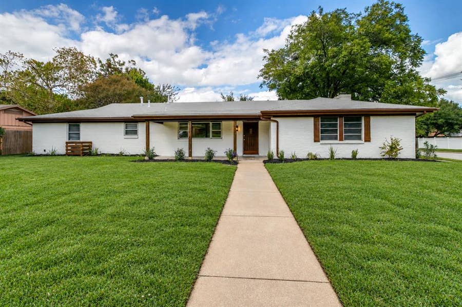 Property photo for 5800 Waltham Avenue, Fort Worth, TX
