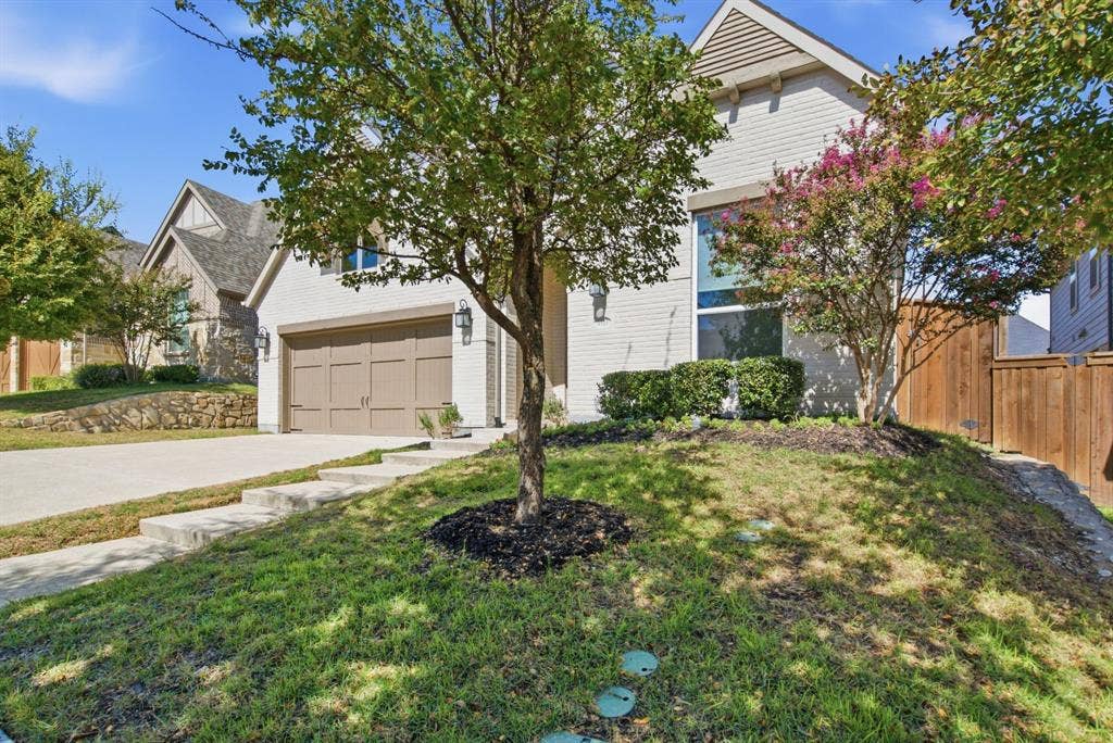1913 Bending Oak Street, Fort Worth, TX 76008