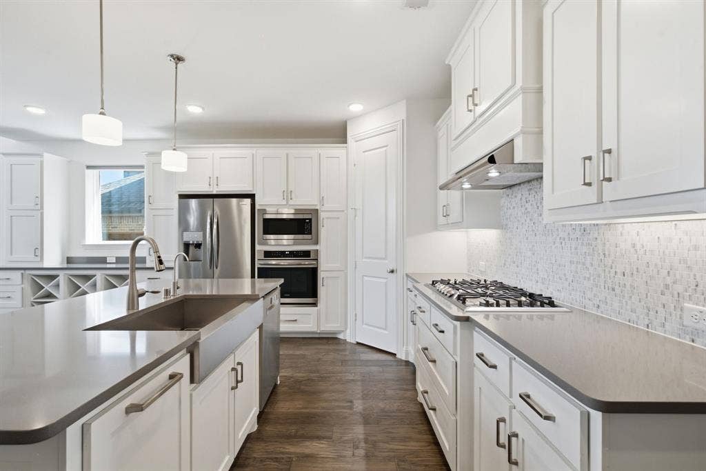 1913 Bending Oak Street, Fort Worth, TX 76008