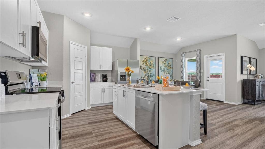 752 ARCHER Street, Godley, TX 76044