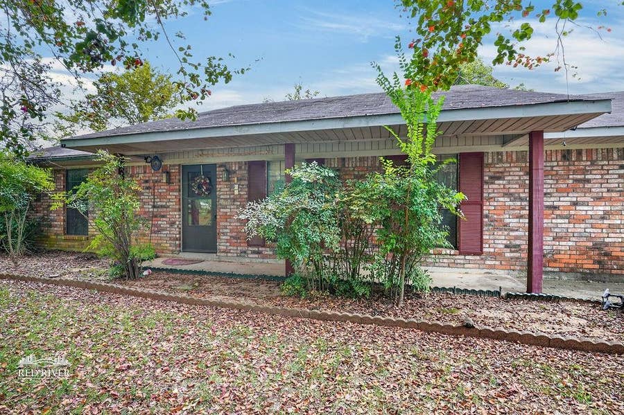 Property photo for 116 Rolling Meadow Lane, Bossier City, LA