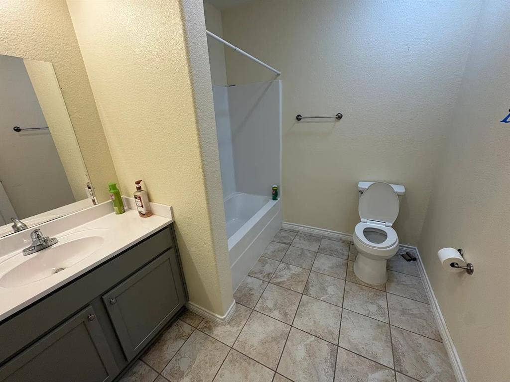 6834 Goforth Street, Houston, TX 77021 6834 Goforth Street, Houston, TX 77021