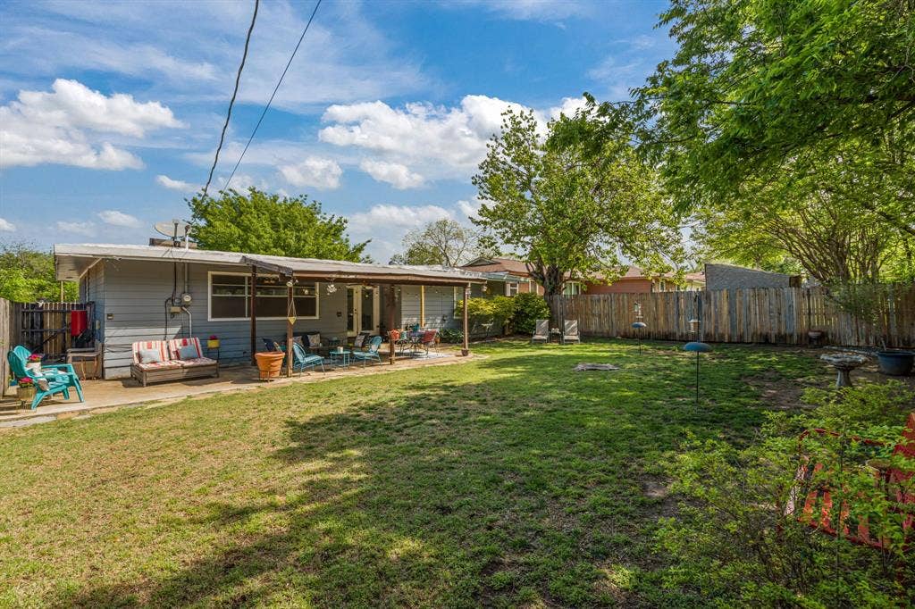 3401 W Fuller Avenue, Fort Worth, TX 76133