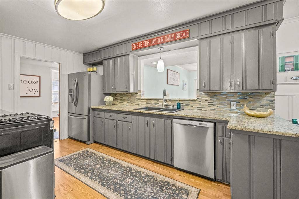 3401 W Fuller Avenue, Fort Worth, TX 76133