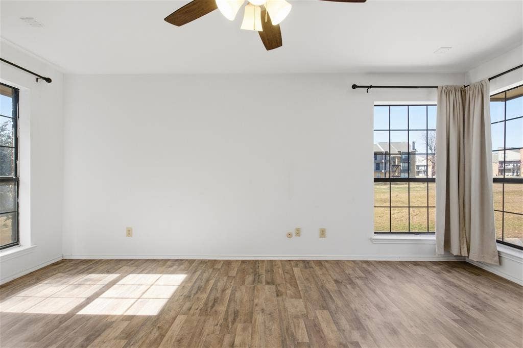 5909 Lake Hubbard Parkway, #215, Garland, TX 75043