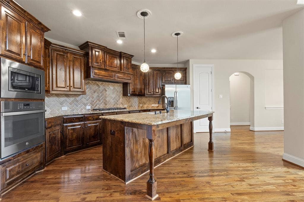 2490 Stonybrook Drive, Prosper, TX 75078 2490 Stonybrook Drive, Prosper, TX 75078