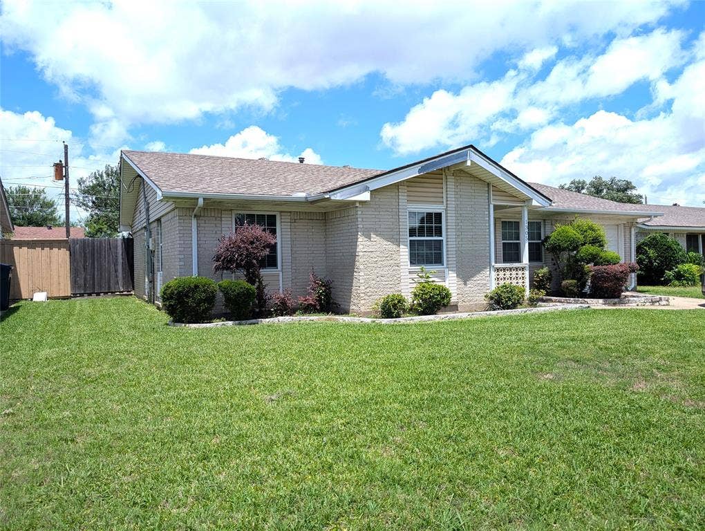 1305 Glenville Drive, Garland, TX 75042 1305 Glenville Drive, Garland, TX 75042