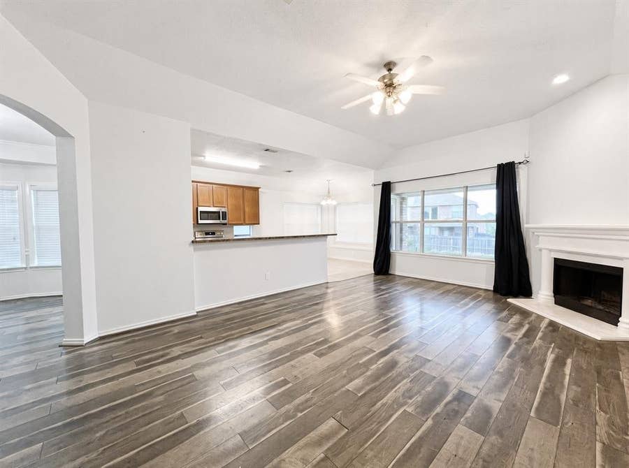Property photo for 1329 Hill View Trail, Wylie, TX
