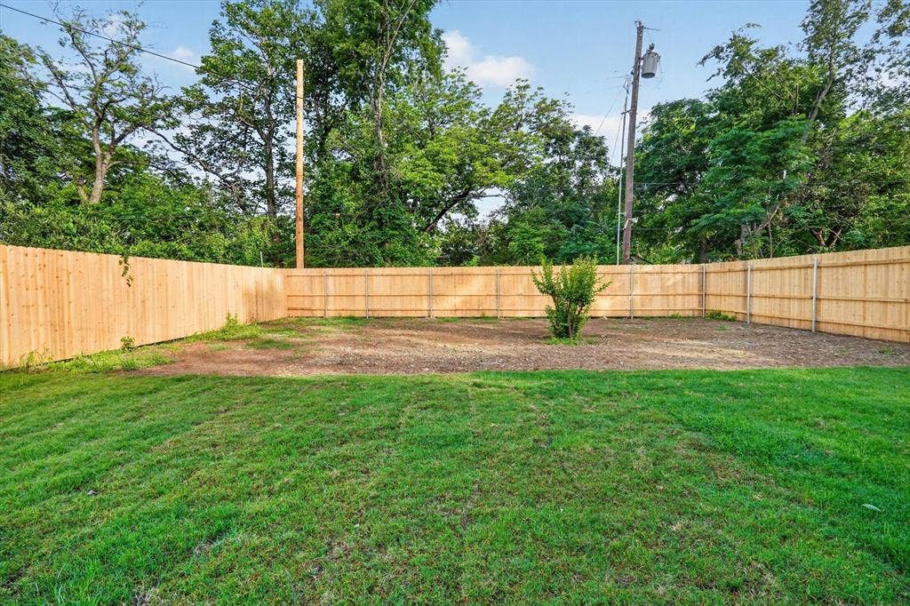 1621 Bannock Avenue, Dallas, TX 75215 1621 Bannock Avenue, Dallas, TX 75215