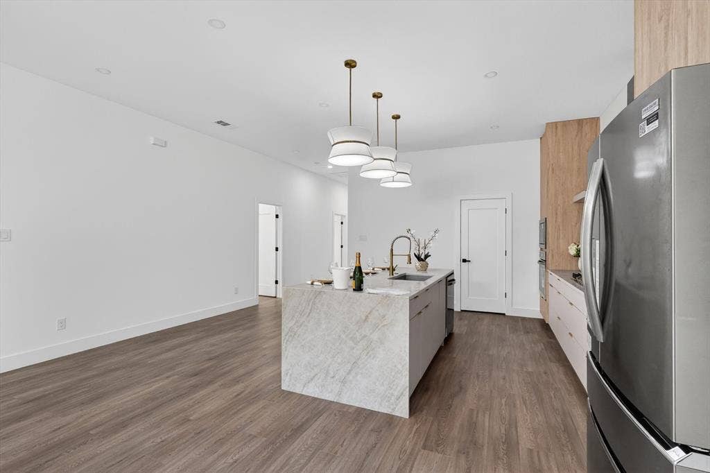 1621 Bannock Avenue, Dallas, TX 75215 1621 Bannock Avenue, Dallas, TX 75215