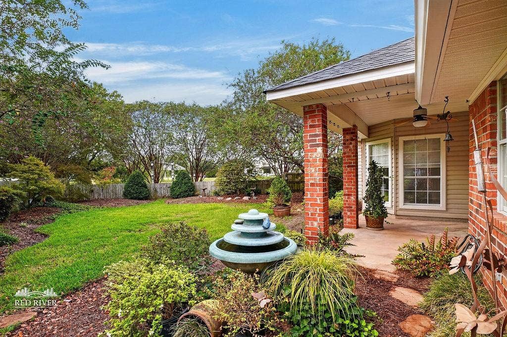 7854 Millicent Circle, Shreveport, LA 71105