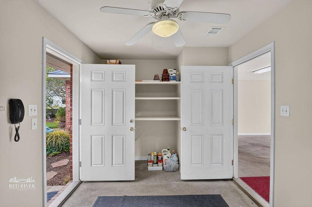 7854 Millicent Circle, Shreveport, LA 71105