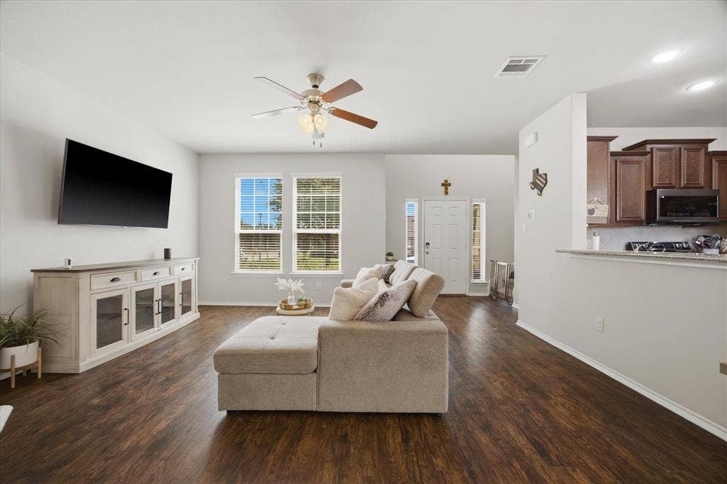 1709 Applegate Way, Royse City, TX 75189 1709 Applegate Way, Royse City, TX 75189