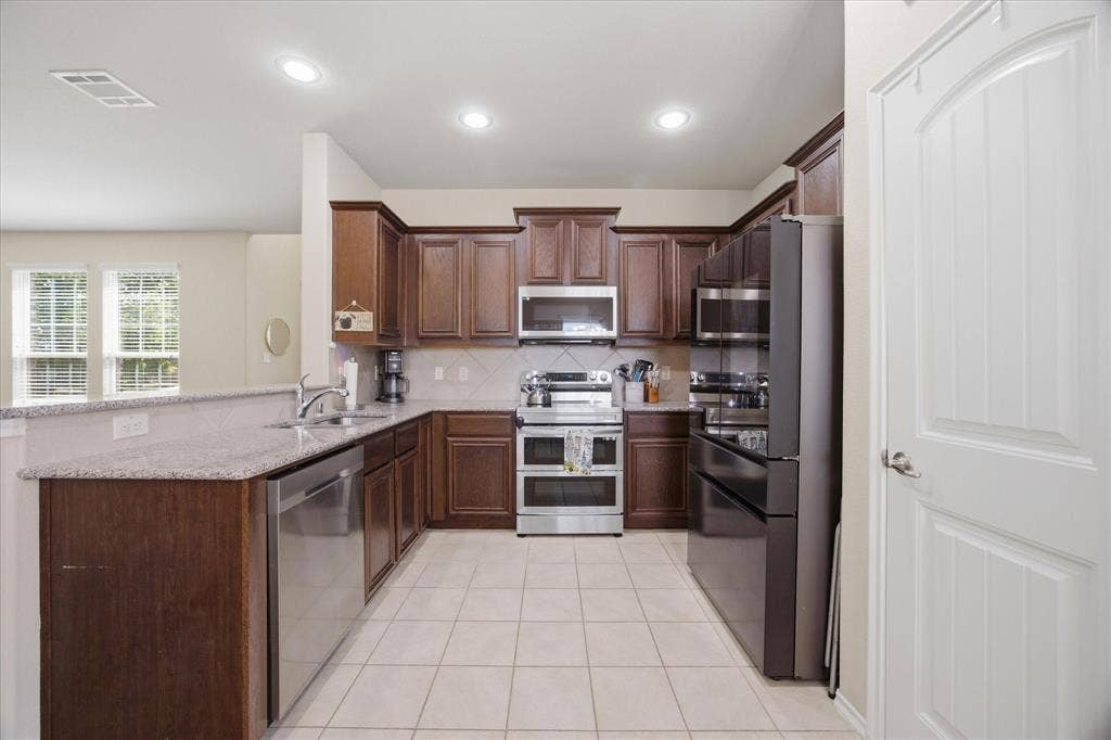 1709 Applegate Way, Royse City, TX 75189 1709 Applegate Way, Royse City, TX 75189