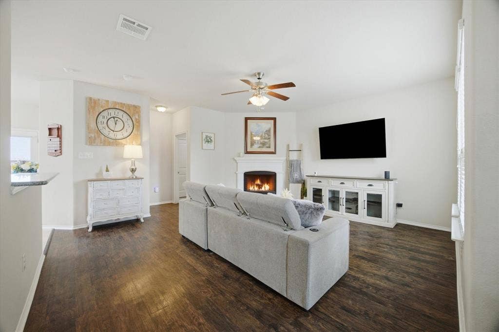 1709 Applegate Way, Royse City, TX 75189 1709 Applegate Way, Royse City, TX 75189