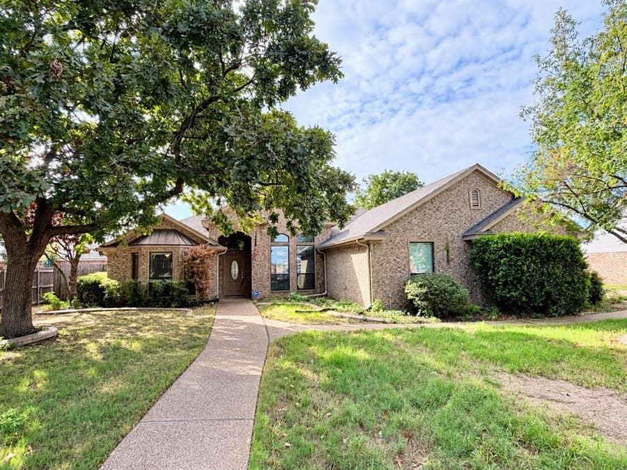 Property photo for 5704 Plantation Drive, Waco, TX