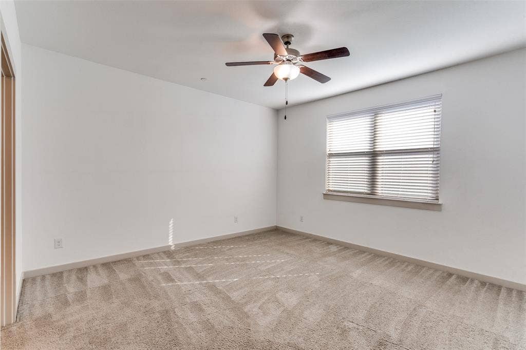 1423 Lamb Drive, Plano, TX 75075 Nice sized primary bedroom