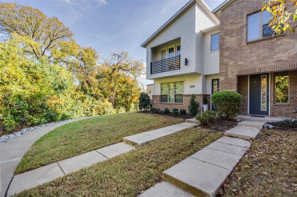 1423 Lamb Drive, Plano, TX 75075 Step out to a walking trail and view of greenbelt, shaded private facing home