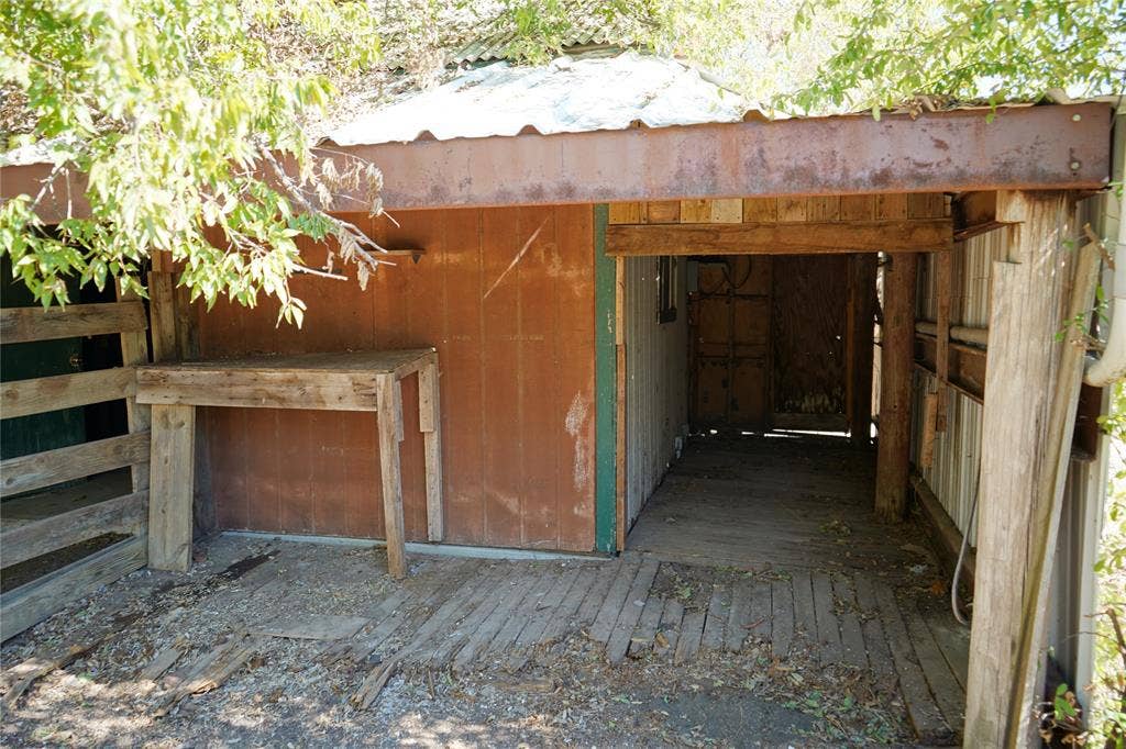 12797 FM 1385, Pilot Point, TX 76258