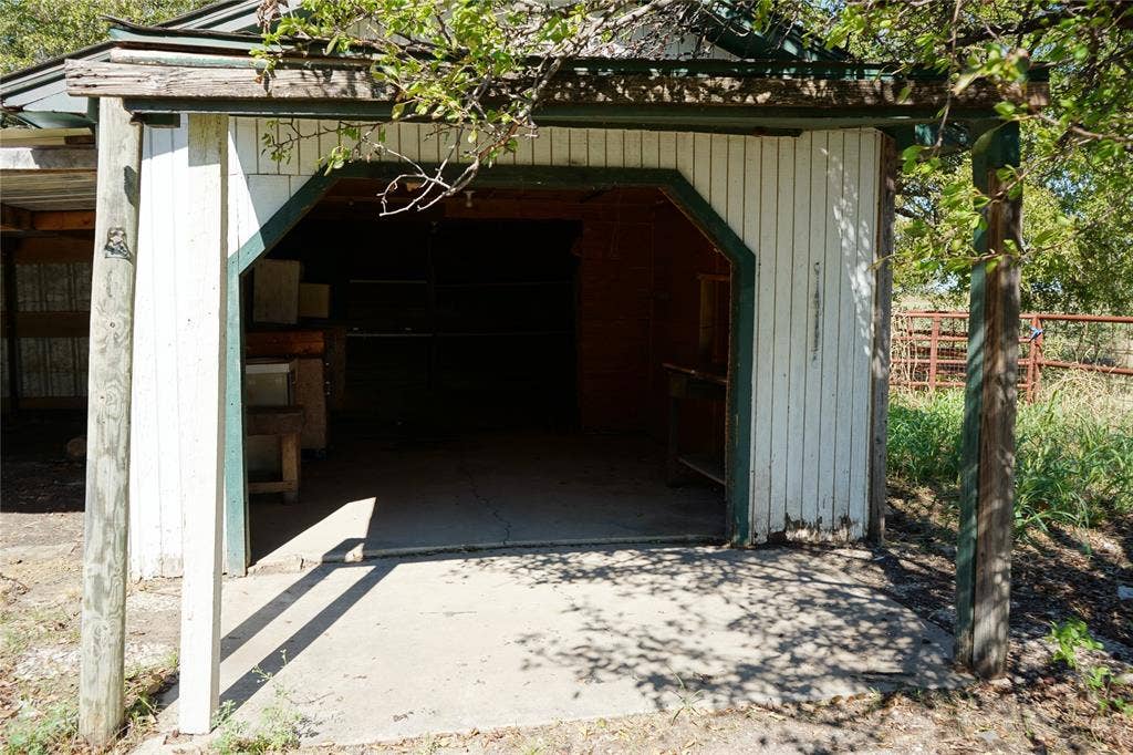 12797 FM 1385, Pilot Point, TX 76258
